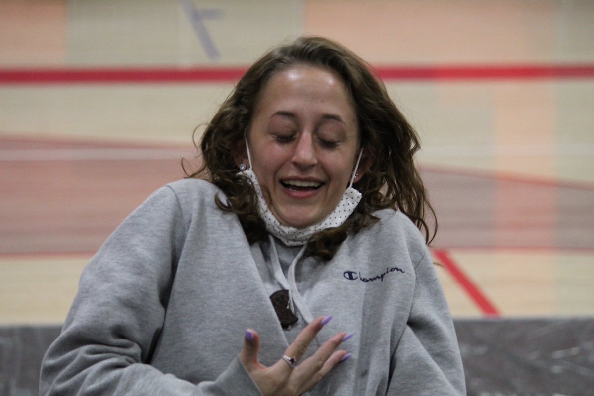 SWSpartanShield's tweet photo. Kindness Week assembly - Oreos down the face. 📸: yearbook staff. #kindnessweek2021 #itsbeenreal https://t.co/VV5FKCXAbp