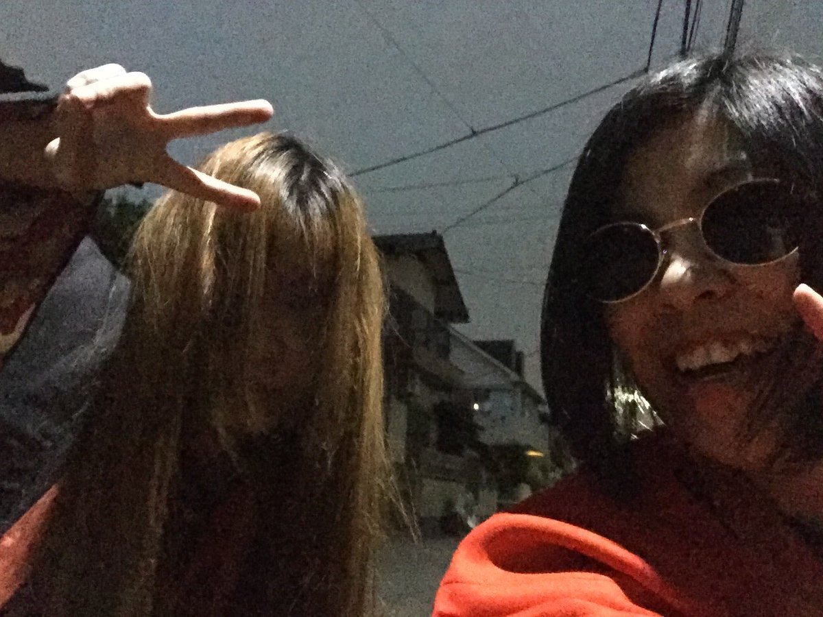 踊りの練習頑張る人達