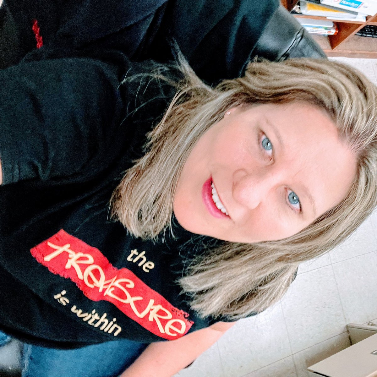 #THC2021 #TheTreasureIsWithin #BlackMaleStudents #ClosingTheGap Students have a God-given treasure within themselves that we can help them discover. Ready for our conference today.