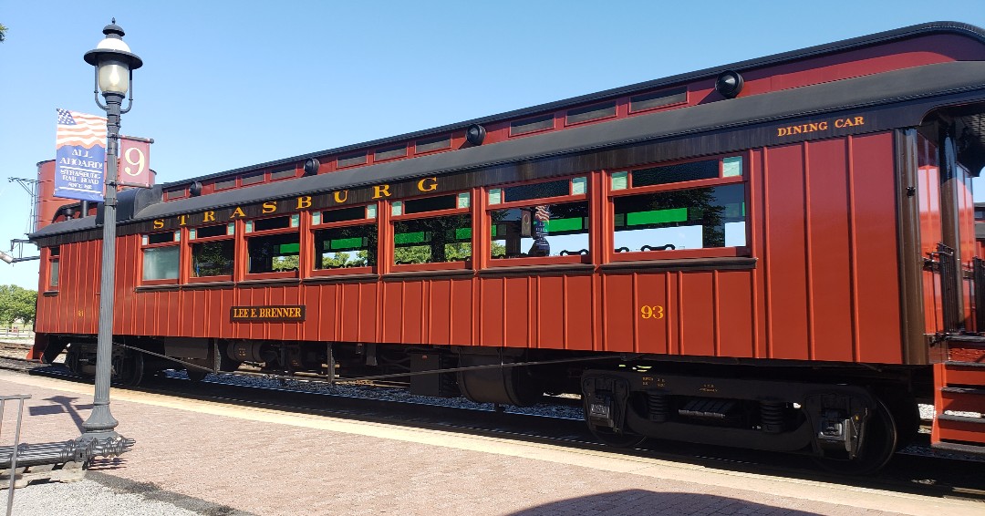 Enjoy lunch at Cafe 1832 OR aboard the Strasburg Rail Road! 
For tickets aboard the Lee E. Brenner Dining Car, visit
ow.ly/Ivvk50EqM5l. Reservations and menu selections are required in advance.#strasburgrailroad #openforbuisness #strasburgpa #diningcar #lunchtrain