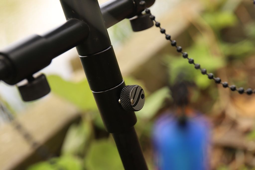 Our banksticks are back!

After frustrating delays, we have now got our 20/20 Captive sticks back in stores. 

16mm in diameter, slick black and equipped with our Captive thumbscrews the Captive 20/20 sticks are an affordable, durable and rather carpy rod support solution!