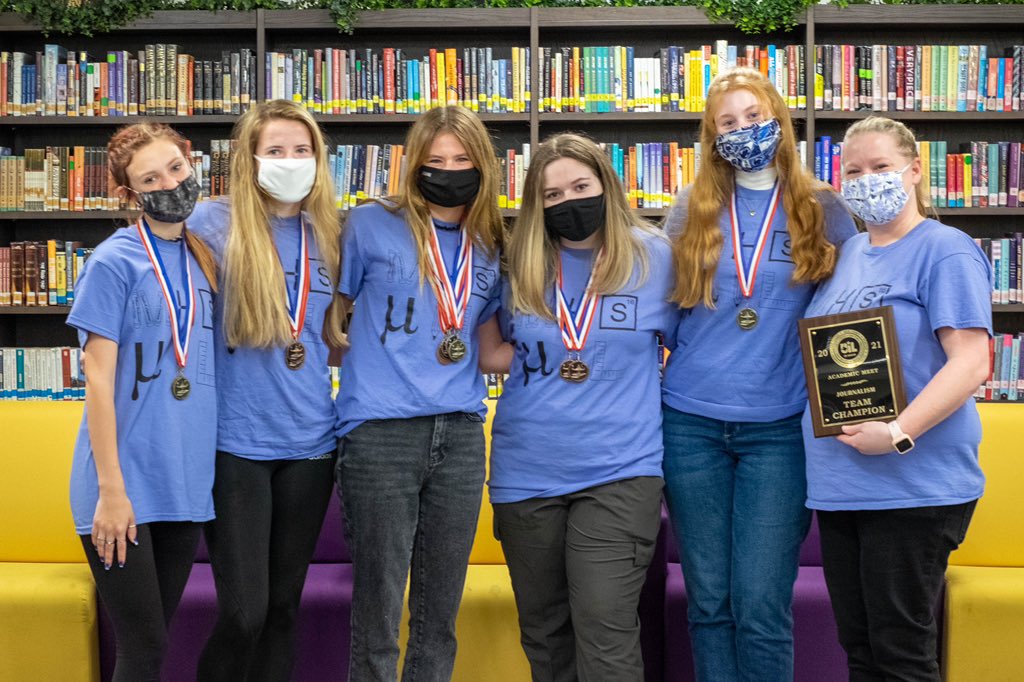 MoGo_UIL's tweet photo. Good Luck at Region today MHS UIL Academics!  @BeckyDeBrosse @Mrs_Hedges @lawsonsclassmhs @EmiHolliday https://t.co/LSfxjJ3Z04