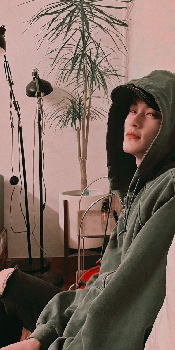 Haii 
I'm kenzo,I am newlife and want to make friends. Bmf?
Rt&amp;fb thank you 🤍 
#roleplayer #roleplayeraccount #rootrp #roleplayerindonesia