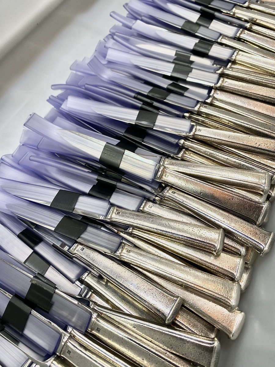 MachinesFoodPro's tweet photo. You sharpening your knives..? #chef #kitchen #sharpening #footD #cruises #kitchen #cruiseline #restaurant https://t.co/S8y9VTfehk