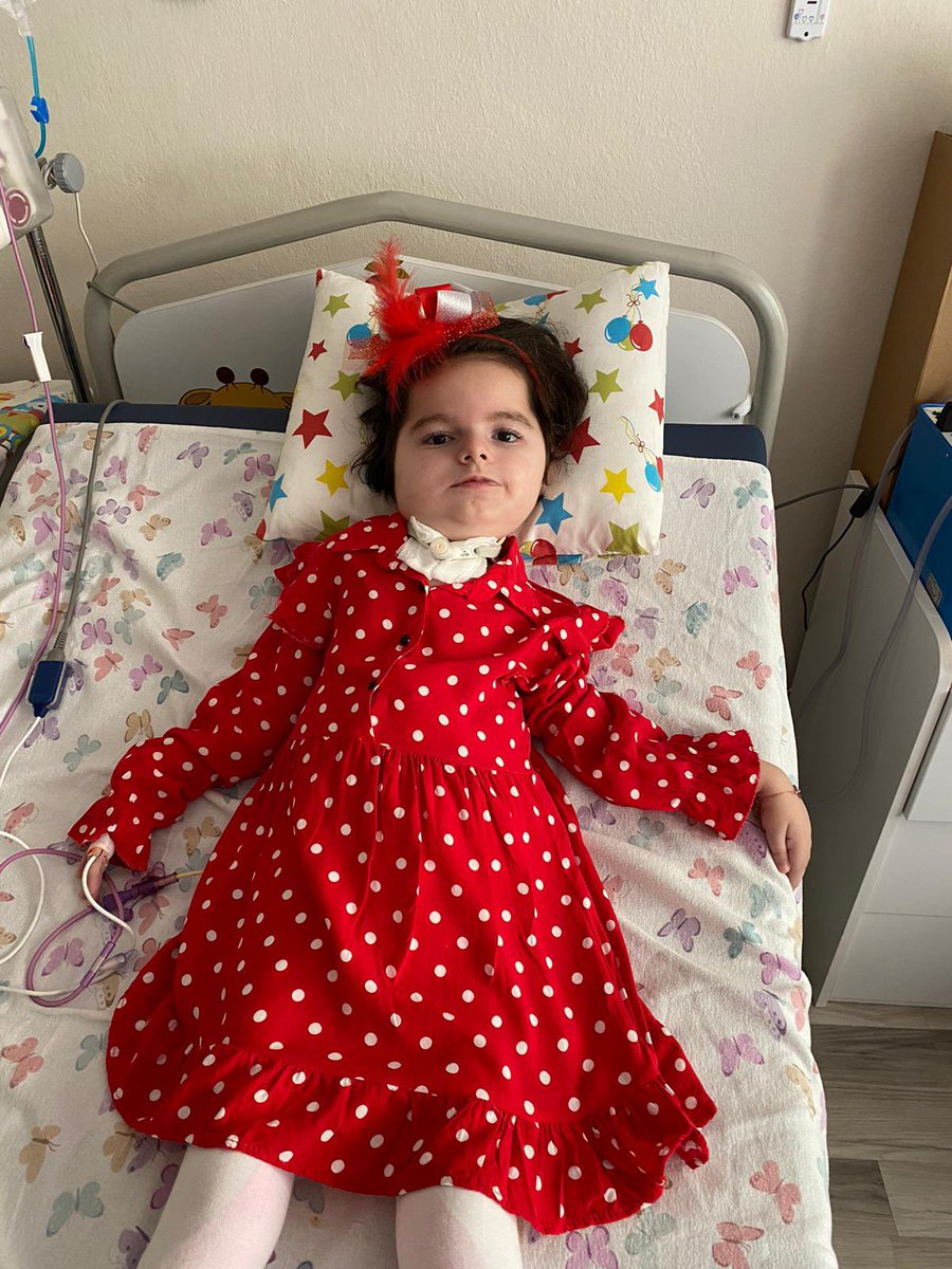 durumeric_sma's tweet photo. Bugün senin günün Duru’m..
İyi ki doğdun.
Seni bu hayattaki her şeyden daha çok seviyorum.
Beraber el ele güzel günlere yürüyeceğiz.
Duru’nun bugün 5. yaş günü.

Kızıma hediye göndermek isterseniz iban bilgilerimiz👇🏻

İŞ BANKASI IBAN TR760006400000134002974076 
Alıcı: Özlem Meriç https://t.co/FgPwhezyhN