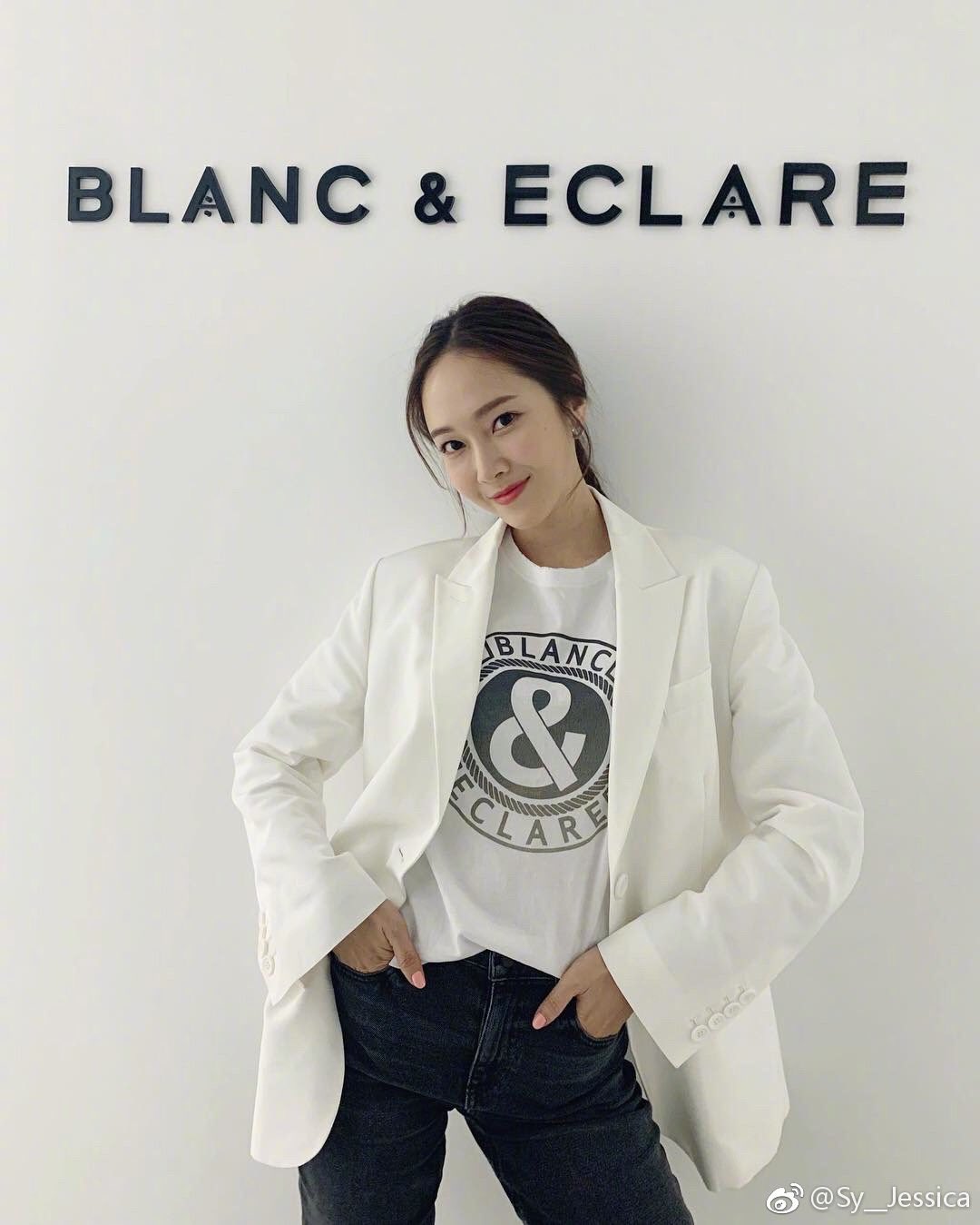 Happy Birthday to our amazing Jessica Jung gg! 