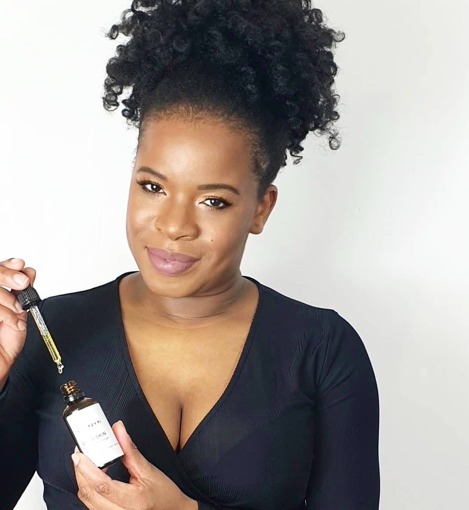 bqldn's tweet photo. Oh, hello!

How are you guys spending your Saturday?

P.S Don't forget the two finger rule when you apply your SPF and reapply every 2 hours 😘 https://t.co/gkIUljJWVm https://t.co/nJvR82ap3V