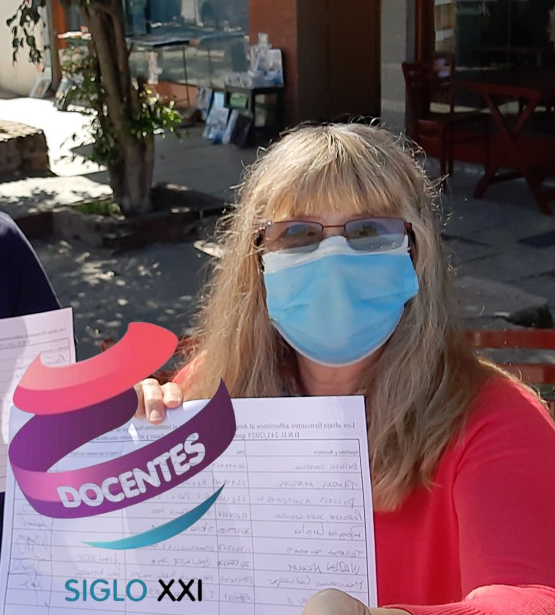 DocentesSi's tweet photo. Los vecinos de @SanIsidroGob apoyan el recurso de amparo que presentó @gustavoposse ante la justicia contra el DNU que impide la presencialidad en las escuelas #NoAlCierreDeEscuelas #EscuelasAbiertas https://t.co/bG0CElnpM9