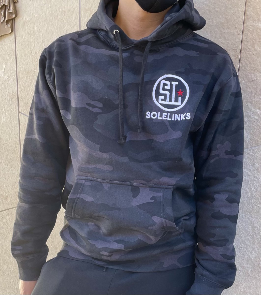 SOLELINKS's tweet image. #SLGiveaway (Last one)
5 FREE F&amp;amp;F SL Hoodies

2 Small
1 Medium
2 XL

Follow + RT + Comment your size
Picking winners in 10mins