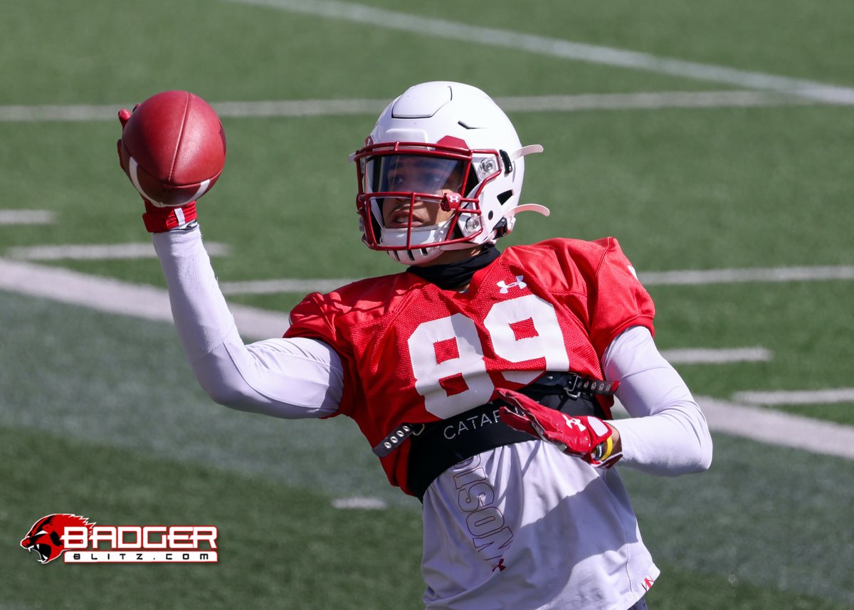 McNamara_247's tweet photo. In photos: #Wisconsin #Badgers spring camp practice No. 9

📸: @DarrenLeePhotog 

https://t.co/9mPb4zFBjj https://t.co/XVKaEPN9mt