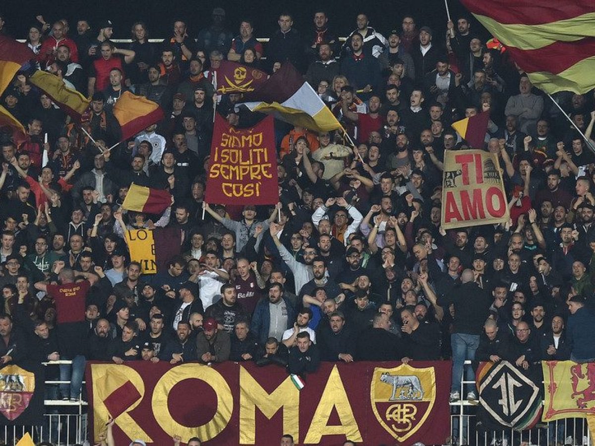 romaclubnyc's tweet photo. PER QUESTA MAGLIA COMBATTO E ME NE VANTO β’ Torino vs ROMA β’ 04/18/2021 @ 12:00 PM β’ McHaleβs Bar β’ 251 West 51st St, New York, NY 10019 β’ πΉπ»πΉπ»β’ #seriea #torinoroma #roma #newyork #newyorkgiallorossa #asroma #asr #romaclubnewyork #rcny https://t.co/4mvJcNIGWS