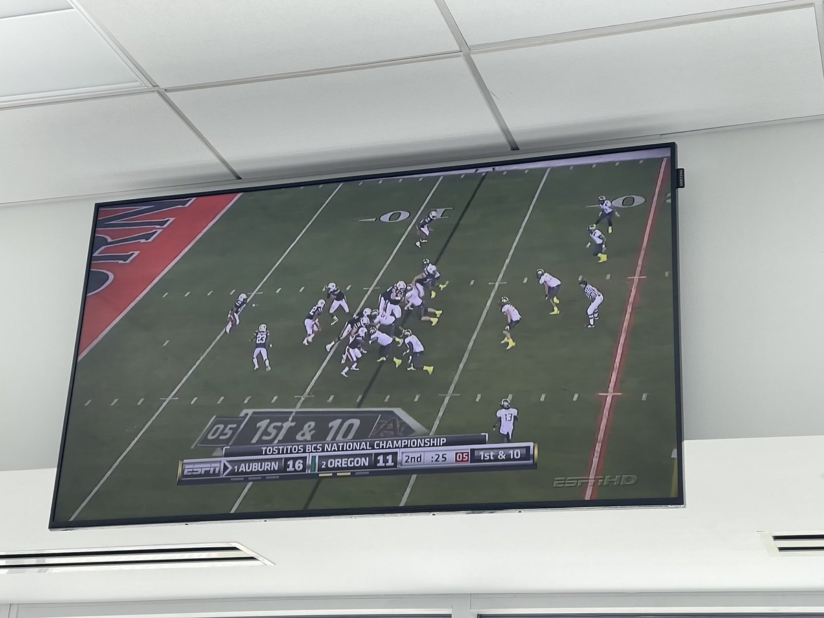 JFergusonAU's tweet photo. they’re playing the 2010 national title game in the press box before A-Day

a source tells me that Michael Dyer was not, in fact, down https://t.co/1UUPP38ZHQ