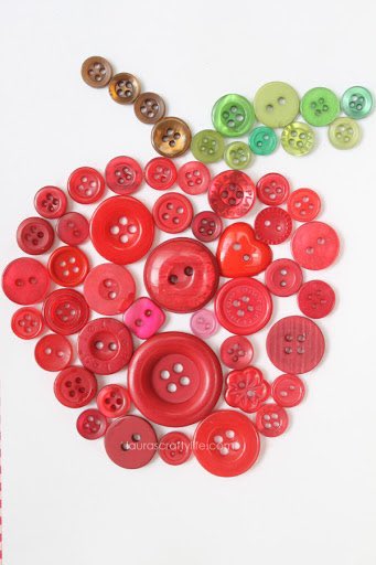 Join us for our next event! Join us on IGTV next Wednesday April 21 for step by step instructions on how to craft your own button art! Supplies can be picked up on campus April 20 and April 22