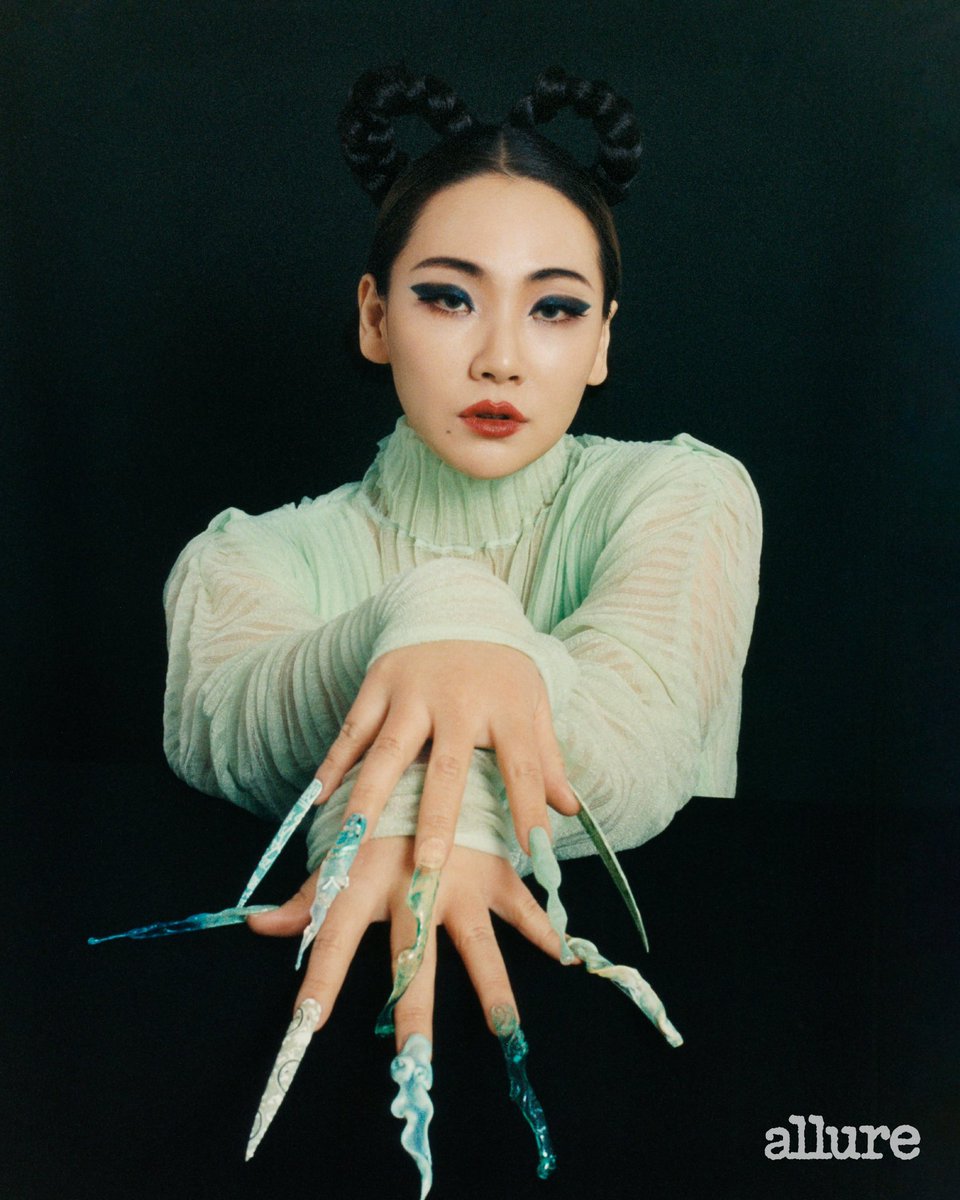 CoutureIsBeyond's tweet photo. CL by Peter Ash Lee, Allure, May 2021. https://t.co/Q2i639N7xf