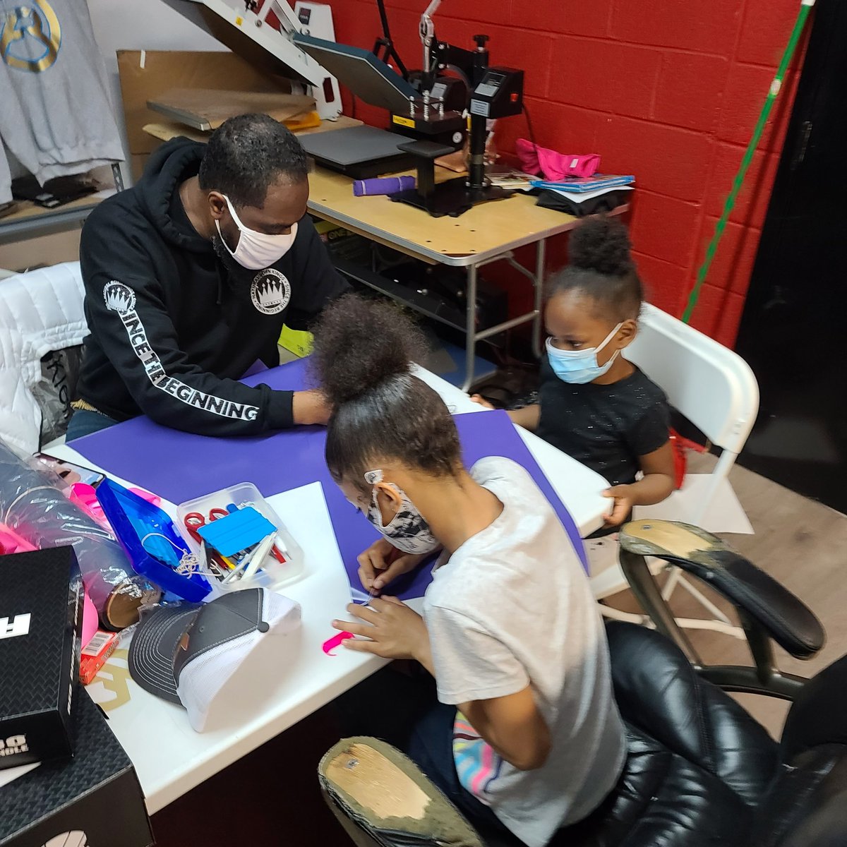 Reedsrefuge's tweet photo. The finished product of a future Clothing Designer, at our very own Reed's Refuge Center! Thanks to Mr. Israel for his assistance!#reedsrefugecenter  #aplacetobesomebody #believe  #graphicdesignclass https://t.co/USuhGSpddh