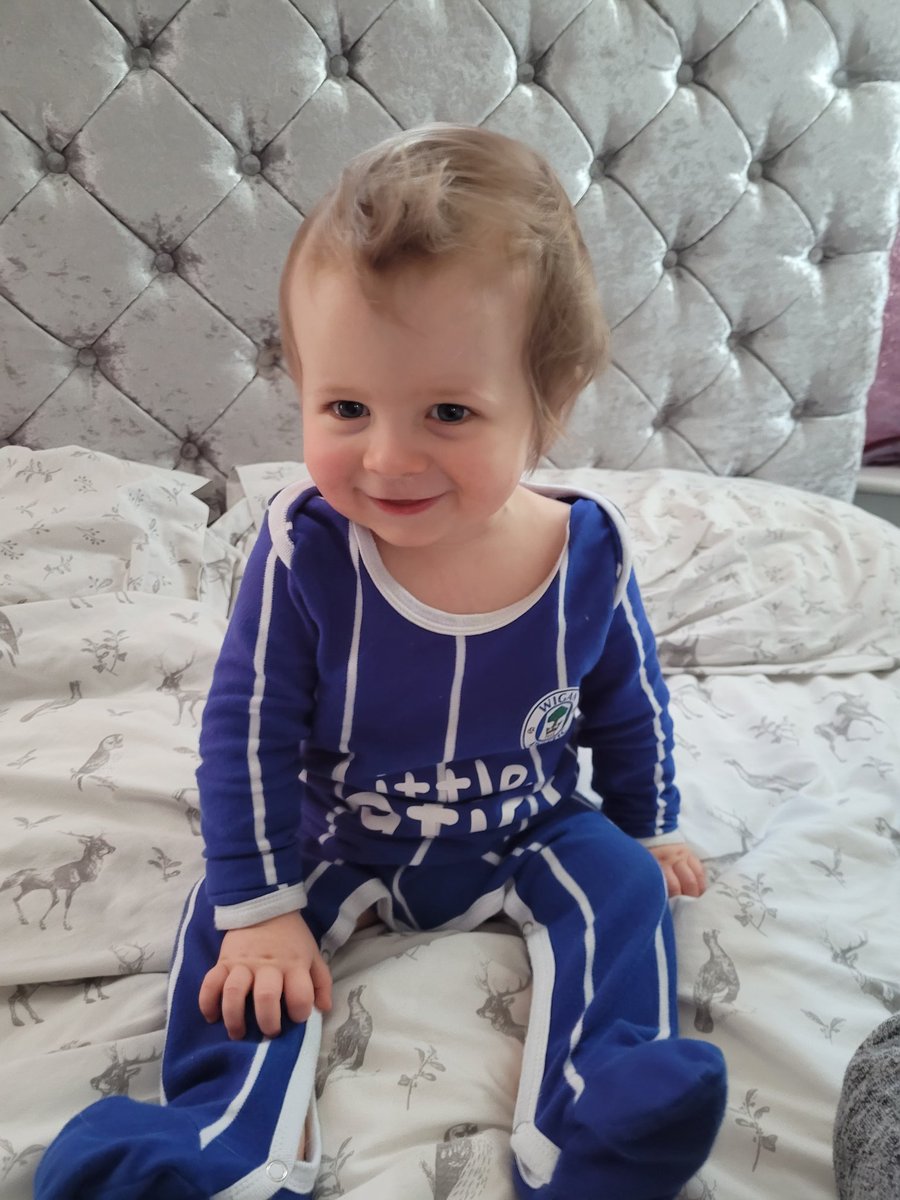Elijah's happy after the win today 😍😍 <a href="/LaticsOfficial/">Wigan Athletic</a>