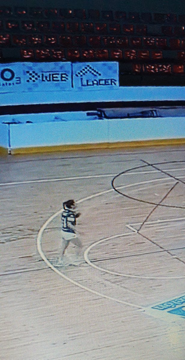 cargetas's tweet photo. I ara toca veure a @aalcaaldee34 #LeftHanderPower #DHPF #forçaAlcalde #forçaOAR vola petita xina 🤩😍 https://t.co/vJqn35aRNH