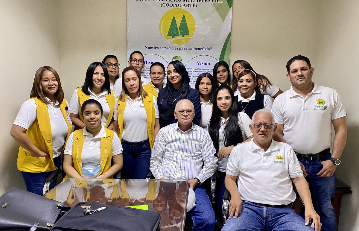 Urologodrperezg's tweet photo. Gracias a INFOTEP y a los colaboradores de la #coopduarte por el curso de atención al cliente https://t.co/AigE0JwTgE