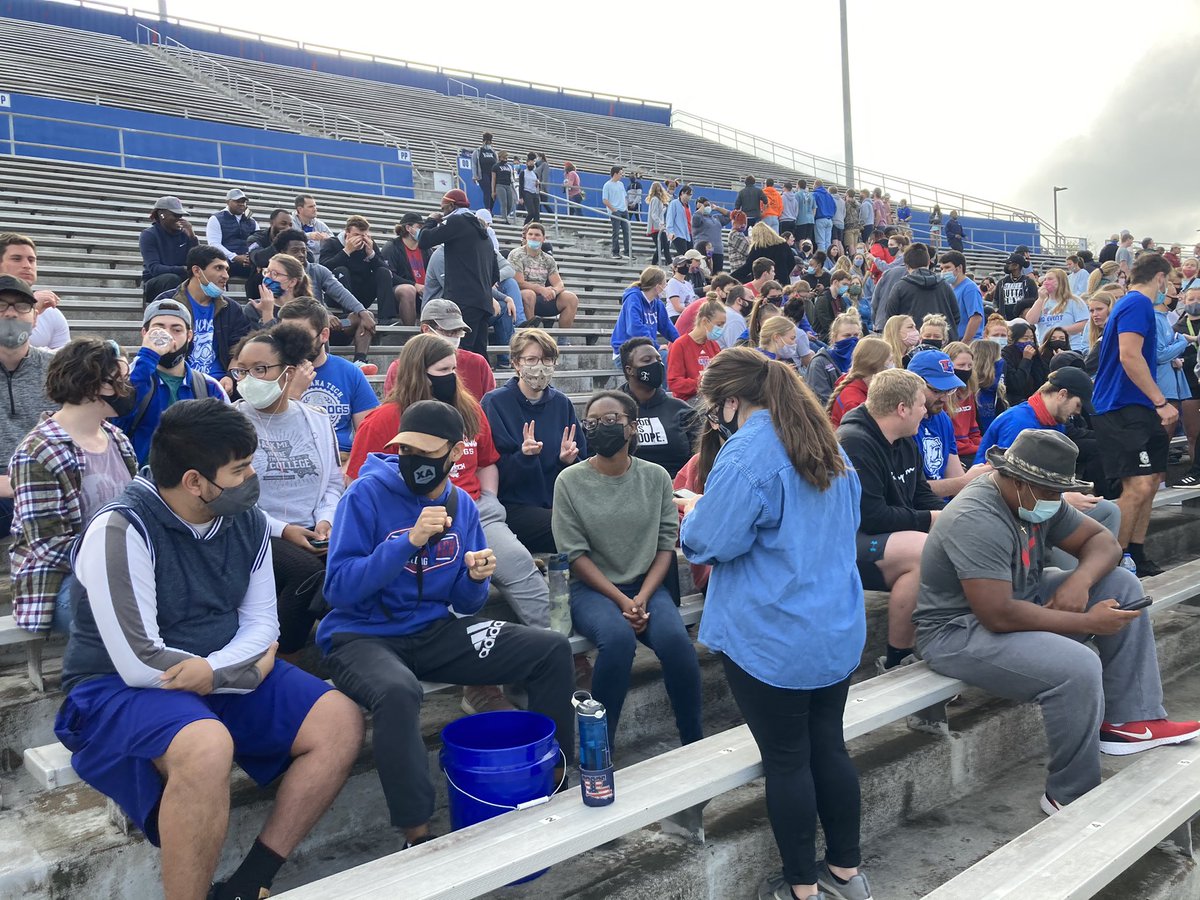 LATechSports's tweet photo. So grateful for the opportunity to serve our community as part of the Big Event โค๏ธ๐ https://t.co/Vb4RPVXlGS