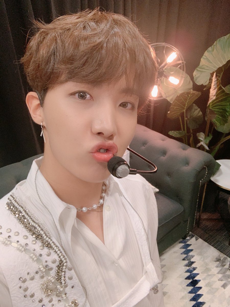 BTS_twt tweet picture