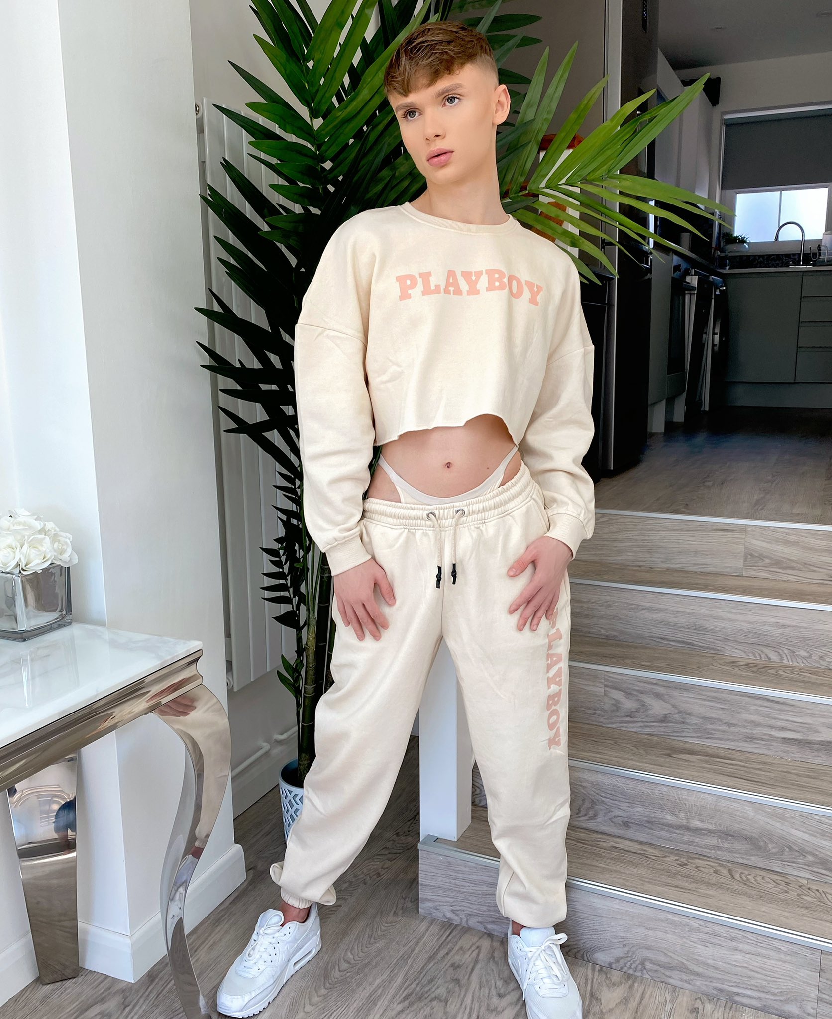 TW Pornstars - 2 pic. Zilv Gudel & Kai. Twitter. Pants off😈 Pants on😇 #