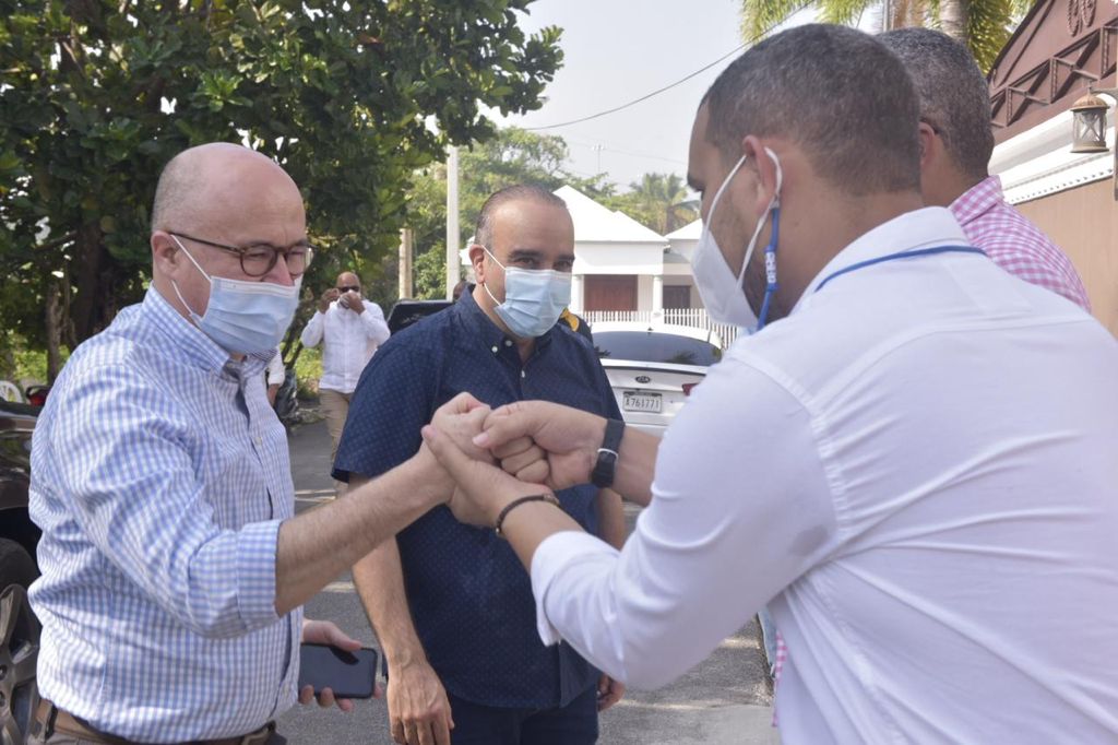 silvita061's tweet photo. El único serio que hay en el PLD ahora mismo es Francisco PA MIIIII #JuntosConstruimosFuturo https://t.co/ochlgc46ho