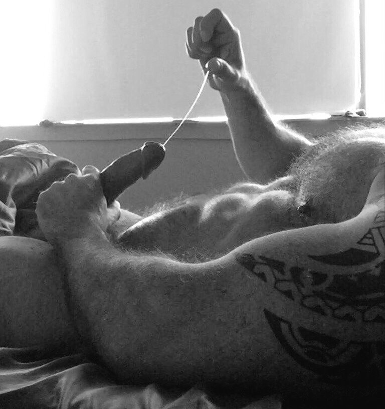 Hairyguys's tweet photo. Wanna lick or do you have other ideas? https://t.co/Gh7lW5rRos