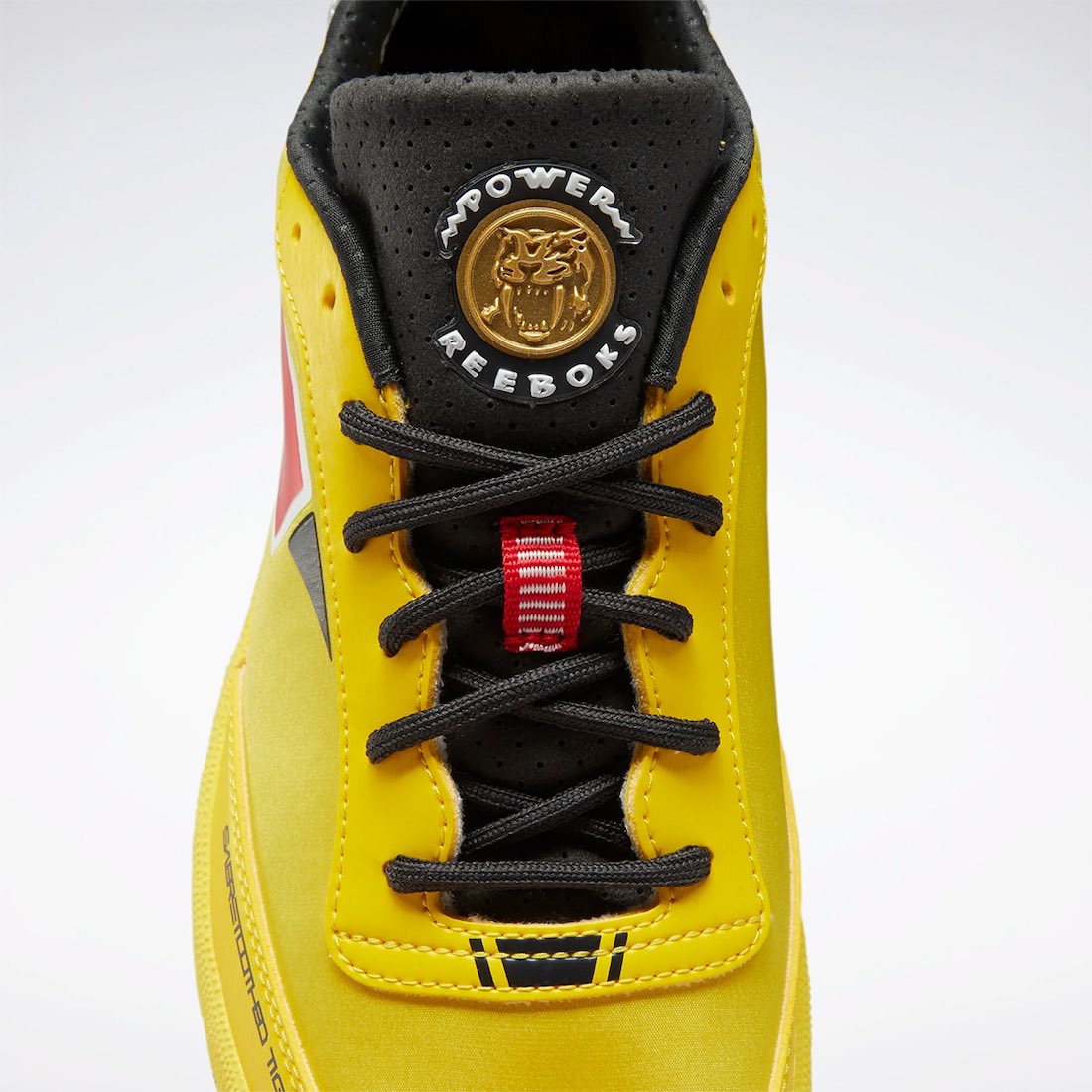 It’s Morphin Time! It’s looks like a Power Rangers x Reebok collab is in the works. Get a first look at this Reebok Club C inspired by the Yellow Ranger.