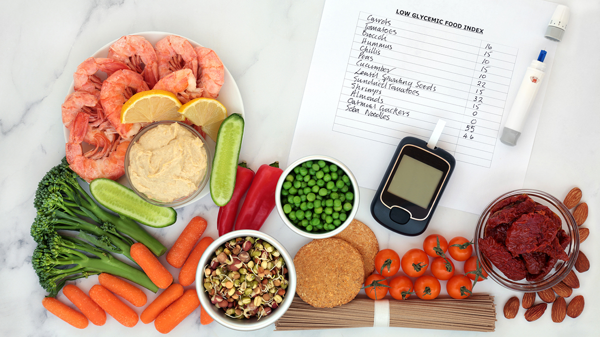 Proper nutrition can decrease the risk of #diabetes, #stroke & #heartdisease, among other ailments. The #glycemicindex is a useful guide to help find healthy foods, but there’s more to know about improving your diet.
Read. ➨ https://t.co/eNbBG3qLB2 https://t.co/idHQqVusew