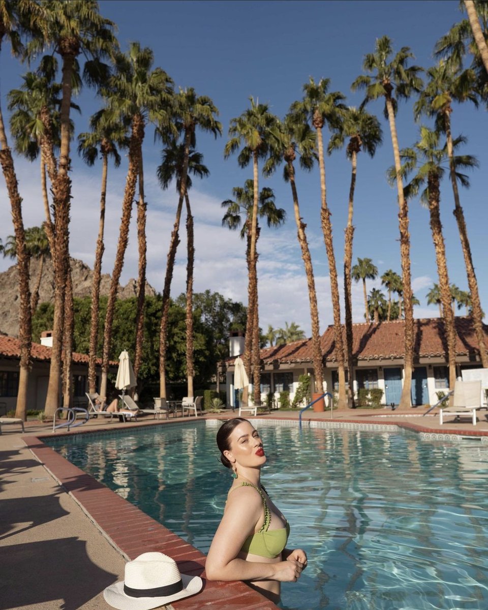 All the Saturday vibes 🌴

PC: @lilibaross

#liveunforgettable
#waldorfastoria
#laquintaresort