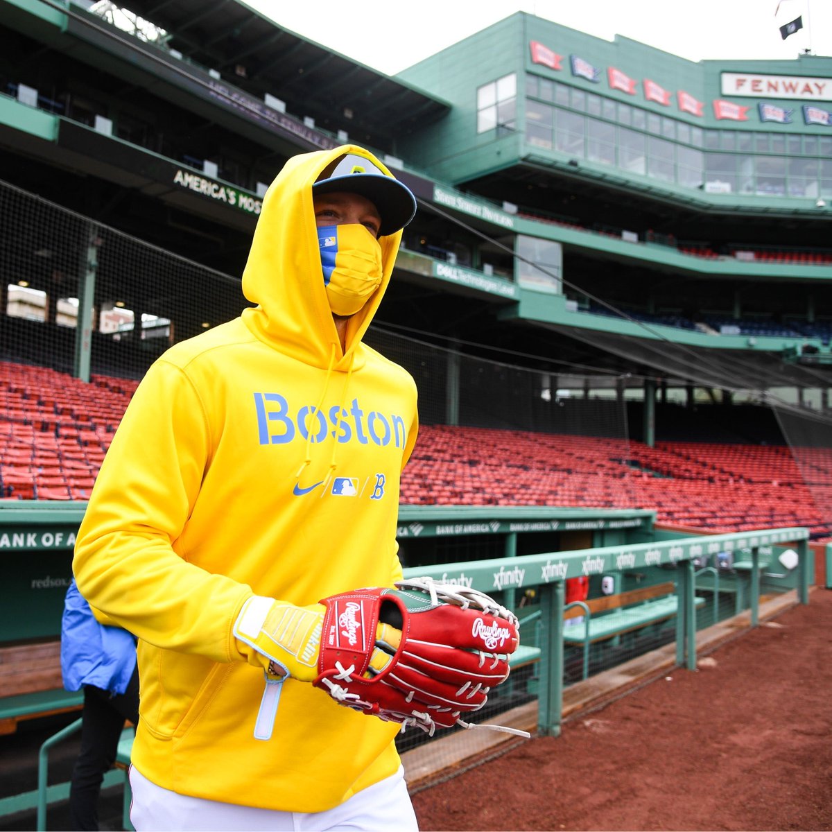 yellow boston red sox sweatshirt