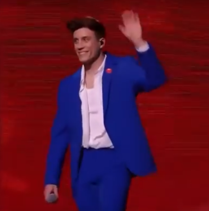 KlnArTy's tweet photo. Damn , I miss that blue suit 😜
#damndamn Stream #StartItFromTheEnd #LoïcNottet https://t.co/EBYiu8g5Bb