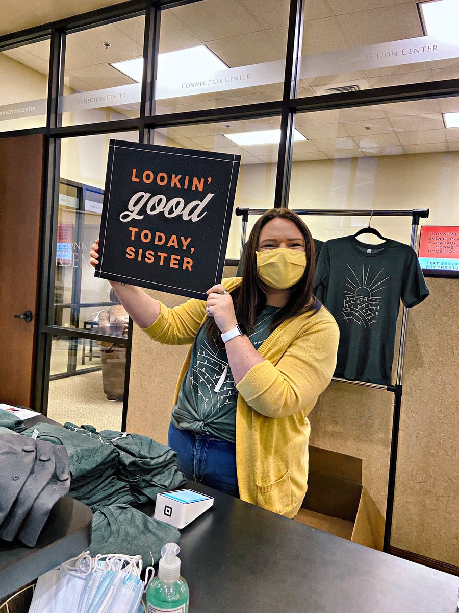 RayRayGiles's tweet photo. thank you, @lpconnect for taking the time to invest in women. #ifgathering https://t.co/YNBTC6hyv9