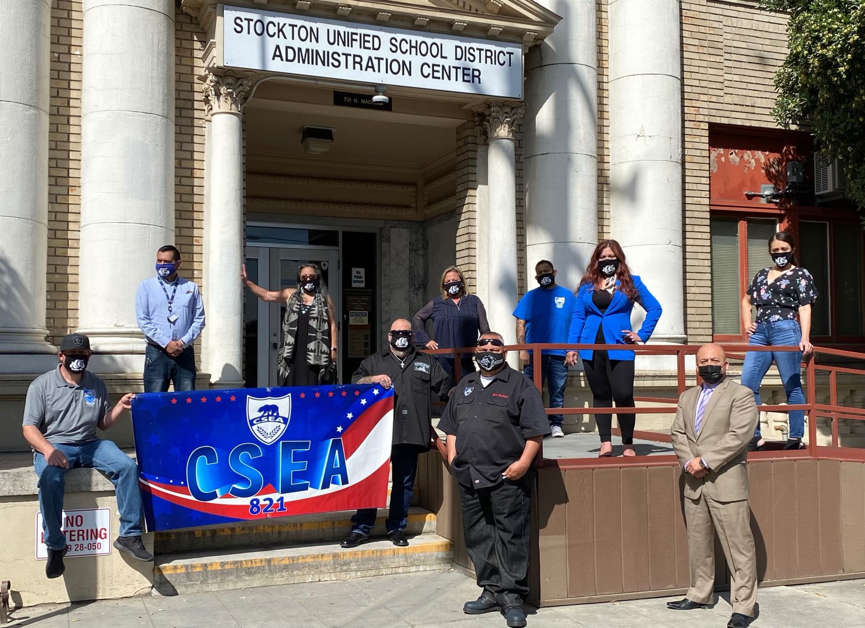 John Ramirez, Jr. (2quetzal2) / Twitter