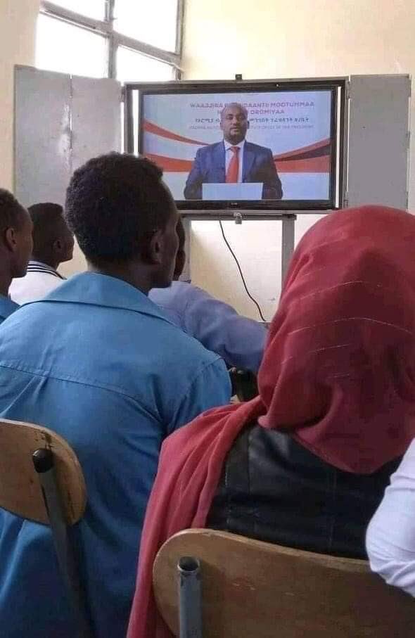 Hussein Tufa (@hassankadir1978) on Twitter photo This is in West Arsi Sirka students who are -18 and who went to school to learn are being lectured about election by a high ranking govt official and they are forcibly being handed voters cards.
<a href="/EUinEthiopia/">EU in Ethiopia / የአውሮፓ ህብረት በኢትዮጵያ</a>
#EUQuitLegitimizingShamElection
#FAC This is in West Arsi Sirka students who are -18 and who went to school to learn are being lectured about election by a high ranking govt official and they are forcibly being handed voters cards.
<a href="/EUinEthiopia/">EU in Ethiopia / የአውሮፓ ህብረት በኢትዮጵያ</a>
#EUQuitLegitimizingShamElection
#FAC