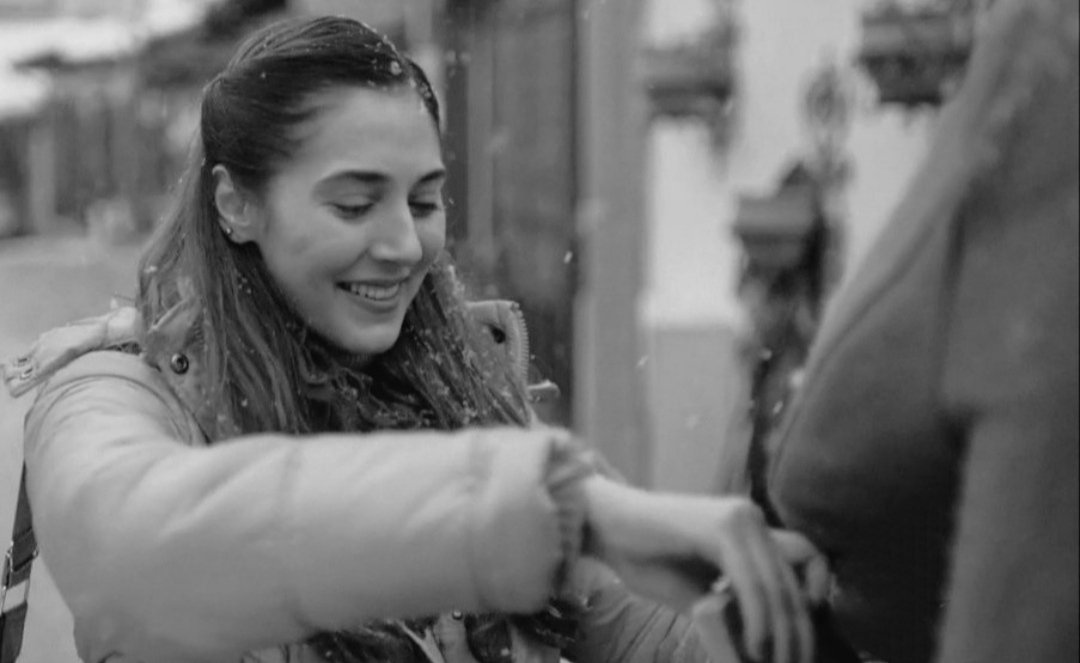 Bizim gençliğimizde, "Seni seviyorum" denmezdi. Kitap hediye edilirdi.  |acz.     
                            
#gönüldağı