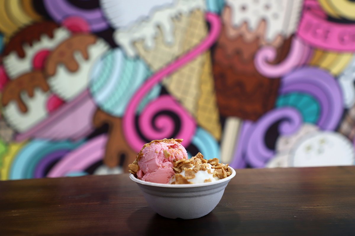 VisitGarlandTX's tweet photo. Run, don't walk, to #DowntownGarland for your cup of joy! Read all about the new dessert shop in town that has all the local foodies on a sugar high buzz. https://t.co/nD1JdPocsO
#onlyingarland #grablifebythebuns https://t.co/maB0pNh4kB
