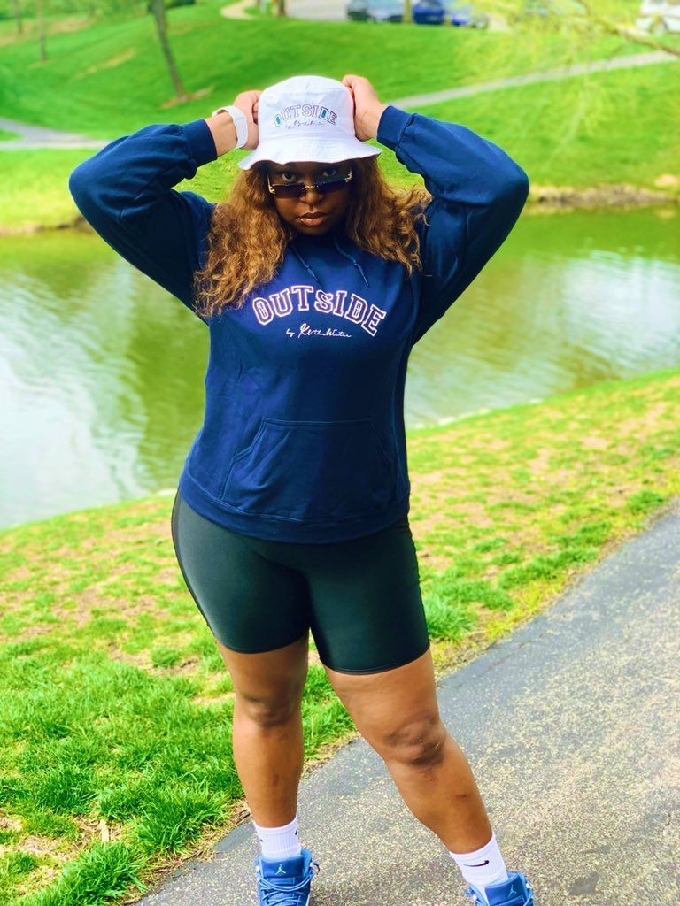 NatashaMScruggs's tweet photo. The type to pull yo card so please don’t bet me😜
Merch -@KVtheWriter https://t.co/dLdiDgYrUG