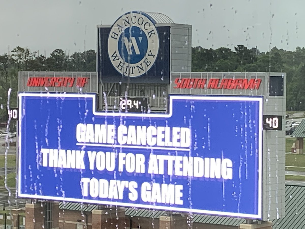 Schultzycast's tweet photo. All done from @HancockWhitney Stadium. 

#RedBlueGame @WeAreSouth_FB @WeAreSouth_JAGS @1055wnsp https://t.co/WmebDWqSHI