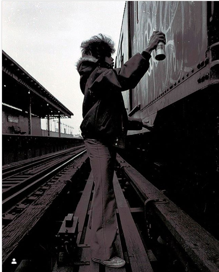 GearOne20's tweet photo. On the tracks 1976 Broadway RR Layup 1976. Photo by Don1 Mafia.
#StreetArt #Art #Graffiti #UrbanArt https://t.co/Yws4k8zx93