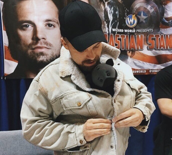 。　☆ 。　   ☆。　   ☆ ☆。　＼　　 ｜　　  ／。　☆     if sebastian stan is       your comfort person           open this  ☆。　／　  ｜　　＼。　☆ 。　 ☆。 　　 。　　☆。
