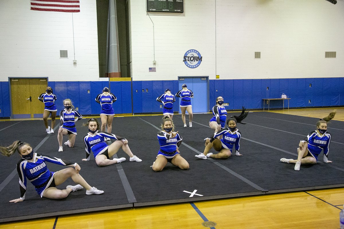 Batavia Cheerleading in action today. 
@BHSScores <a href="/BHScheerdevils1/">Batavia Cheerleading (Coach Stacy)</a>