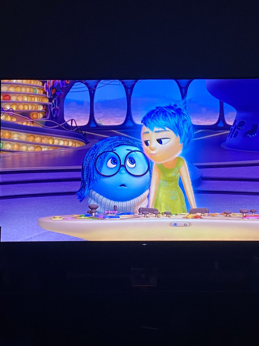 Julia Troche tweet media