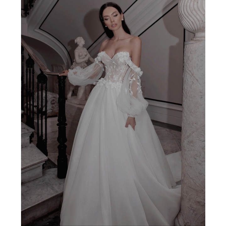 ⠀
⠀⠀                       ❪ 𝟭𝟳.𝟬𝟰 ❫  
 
тhe preттıesт тhıngs ʏou cαn ɯeαr on ʏour 𝘄𝗲𝗱𝗱𝗶𝗻𝗴 dαʏ ' ɯαlĸ тo αnoтher pαge of hısтorʏ. #KWXWedding
⠀