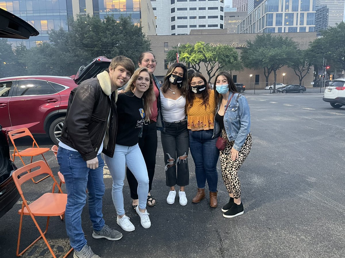 DeanMikeBarry's tweet photo. What a great event!  The @STCL_Houston Hispanic Law Students are hosting a Drive-in Latin Dance Party with 104.9’s DJ Fusion. https://t.co/ooC8t97SAe