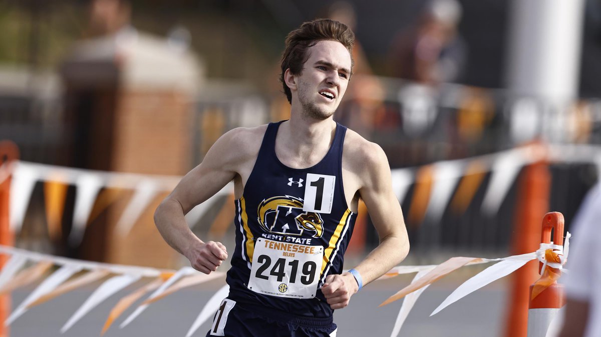 KentStTrackXC's tweet photo. #UBInvitational | M 800m
4. Drew Johnson- 1:55.60
Fourth place finish for Drew in his first 800 of the outdoor season!
#GoFlashes ⚡️ https://t.co/Z0ydabu9aK
