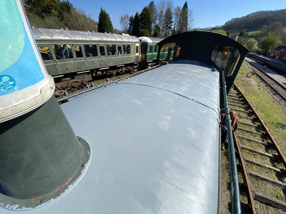 D2246 Work today consisted of grinding down the worst affected areas on the bonnet, followed by a light sanding all over, then the bare metal sprayed with a bare metal primer, and then finished off with the first coat of grey undercoat.