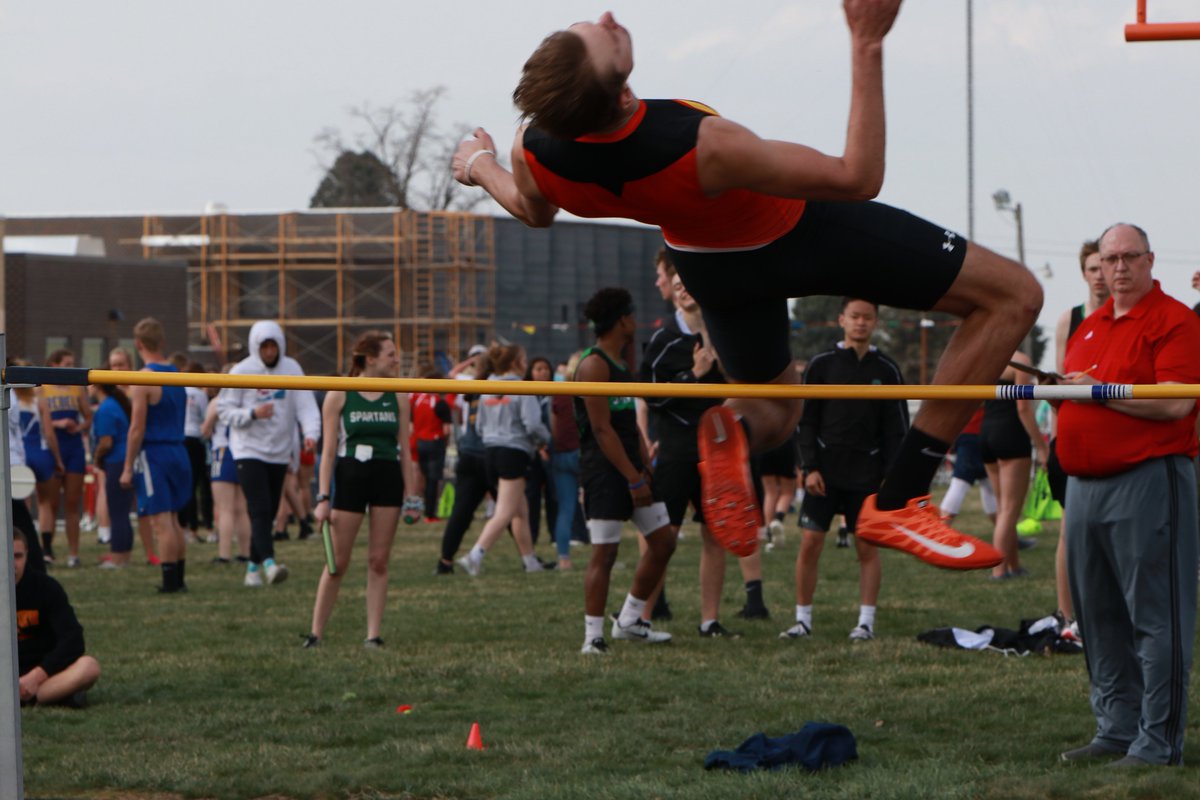 Ridge View Girls &amp; Boys Track Teams finished 1st at the Raider Relays! Individual girls 1st place: Madison, Jaycie, Rowan, Faith, 4x200, 4x400, distance medley, 4x100 shuttle hurdle. Individual boys 1st place: Brody, Jesse, Jacob, Kole, 4x100m, 4x110m shuttle hurdle. Way to go!