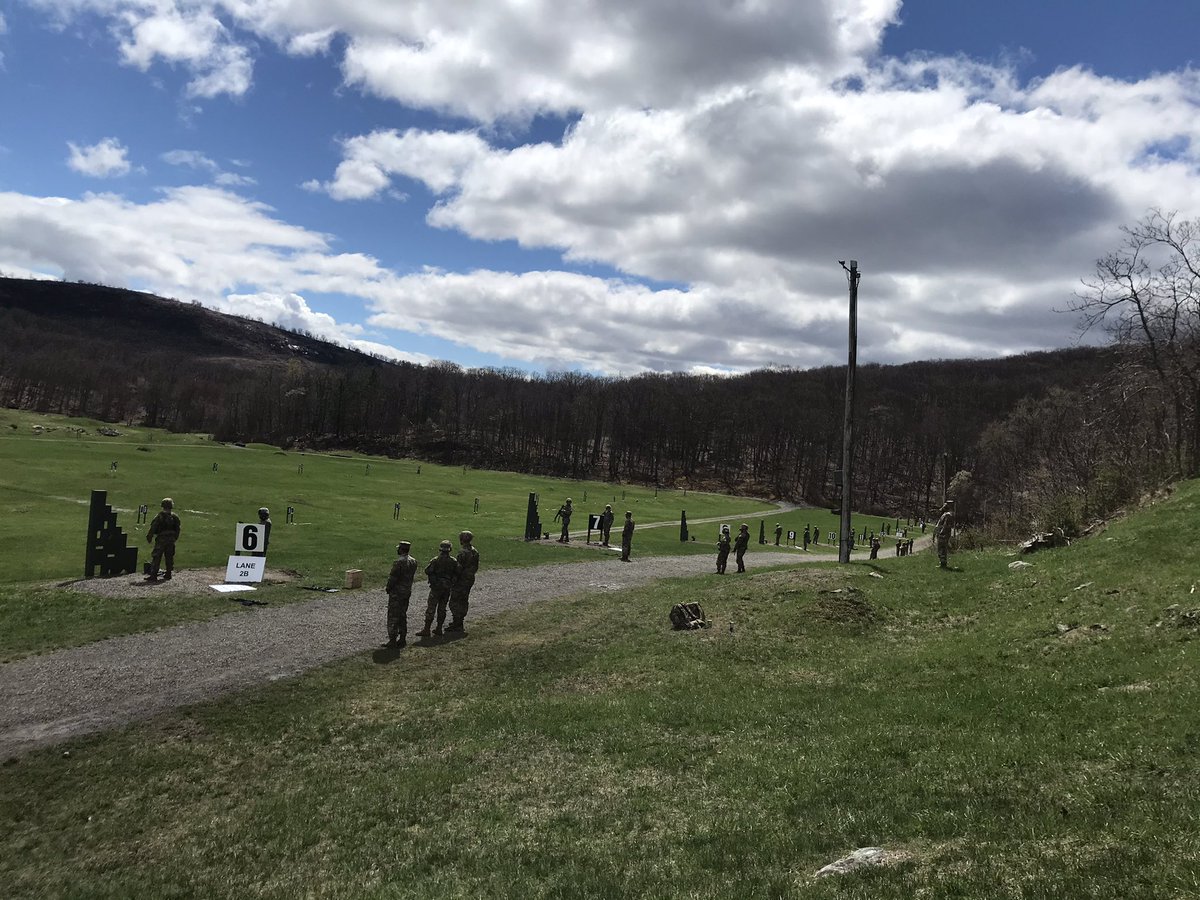 warhammer_6's tweet photo. Solid Day 2! Obstacle course was a smoker, a solid shot at rifle range, and crushed the Crucible  #ForgedinFire🔥 LETS GO! Great job Cadets 👏 - amazing determination and demonstrated leadership &amp; teamwork. Final awards ceremony and standing at 1845! https://t.co/tIneQXRaW4