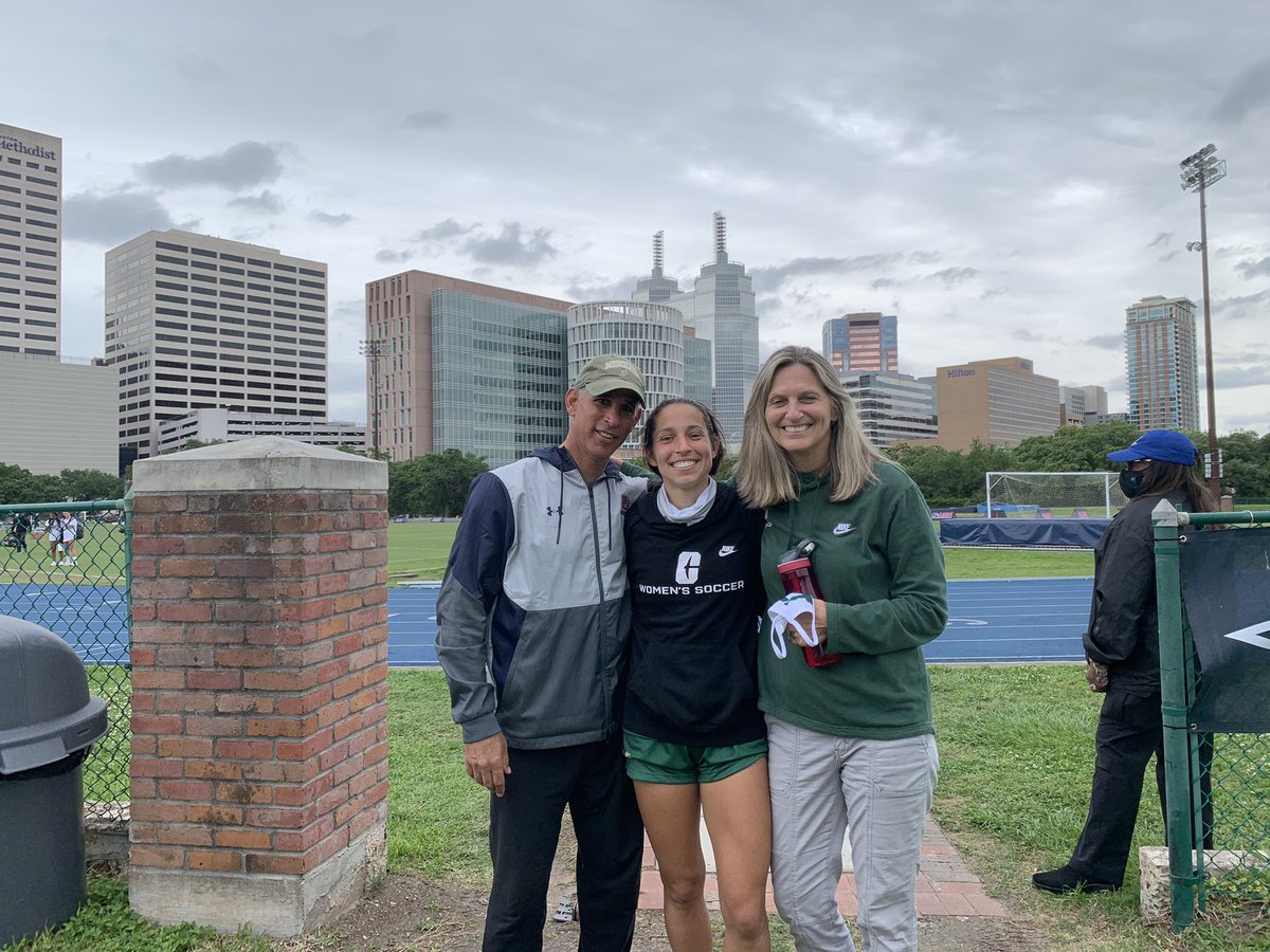 David_Hickson's tweet image. Today I have a heavy heart but only because it’s been filled with joy over the past 4 years watching @kehickson compete for @CharlotteWSoc A career defined by determination, athleticism & unselfish play. She has many great memories & friendships to take w/her CONGRATULATIONS ❤️⚽️